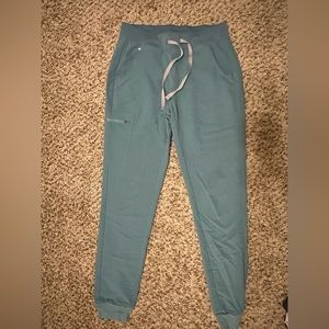 Zamora Figs Joggers Scrubs